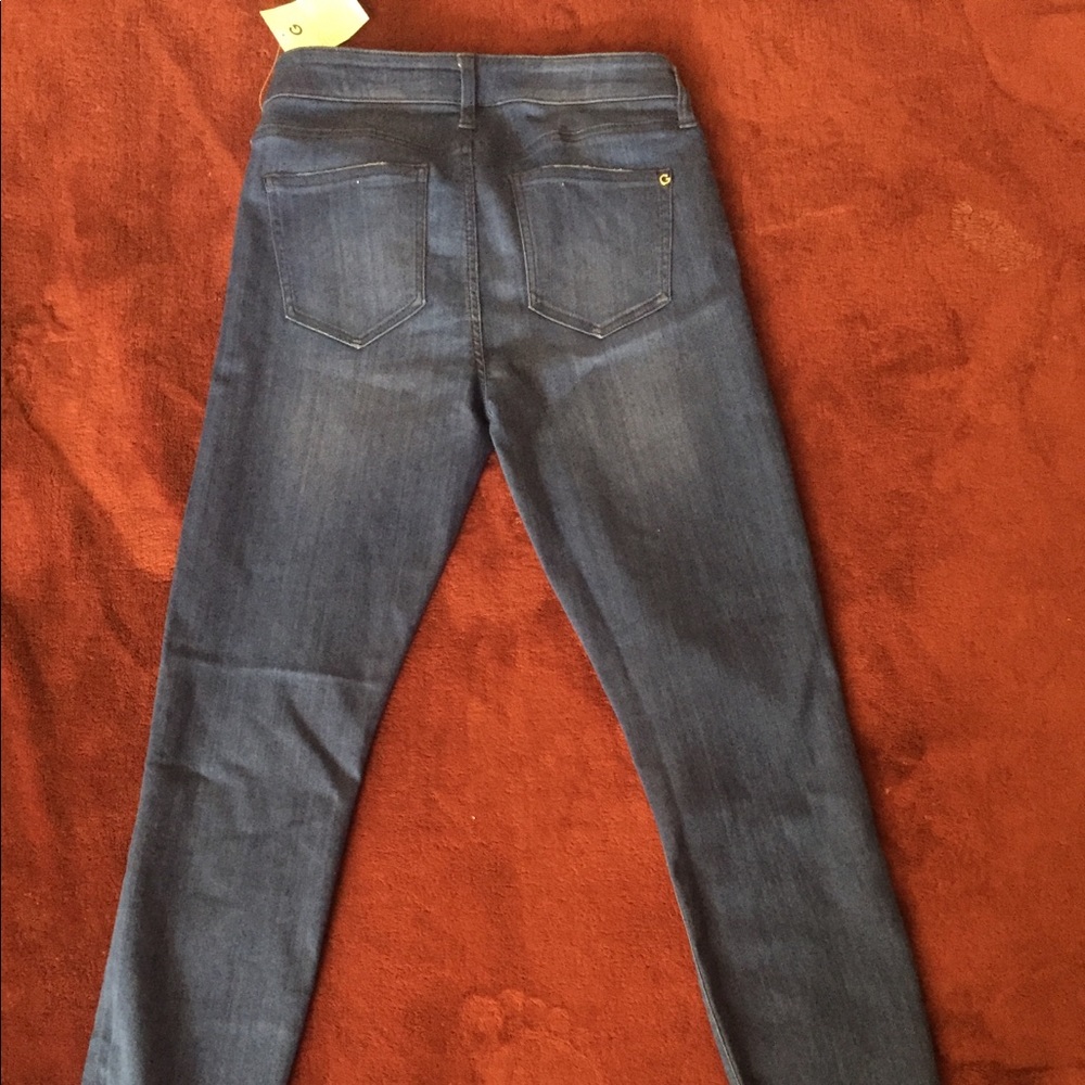 Guess Jeans - Picture 3 of 5